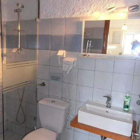 Elli Beach And Studios Apartment *