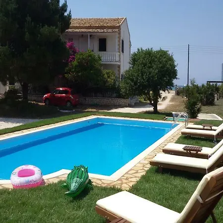 Elli Beach And Studios Apartment *