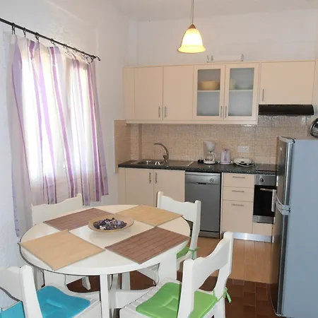 Elli Beach And Studios Apartment Almiros Beach
